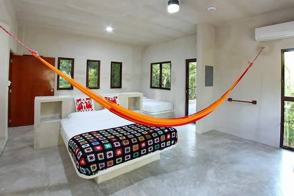 Unahil Tucha Buenavista  0*, Buenavista (Quintana Roo) Meksika